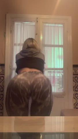 Booty Teen Twerking clip