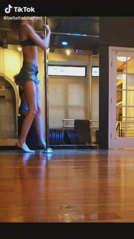 Pole Dance Skinny Trans Woman clip