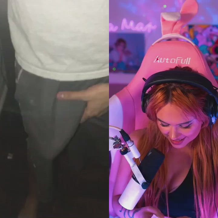 Talia’s reaction to my cock on stream