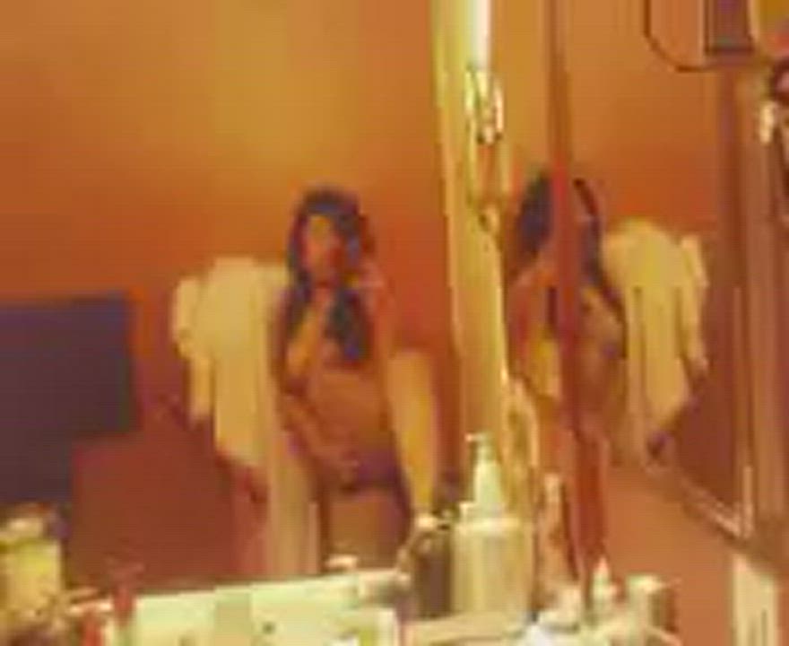 Asian Big Ass Clit Clit Rubbing Curvy Filipina Fingering MILF Mirror Nude Pussy Pussy