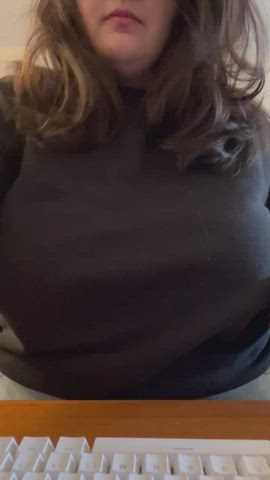 bbw big tits boobs brunette flashing milf tits titty drop work clip