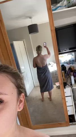 20 Years Old Ass Booty Mirror OnlyFans Selfie clip