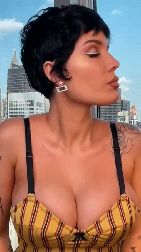 big tits celebrity halsey clip