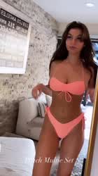 Babe Bikini Model Swimsuit clip