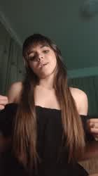 How badly do you want me to move my hair out the way? ๐๐