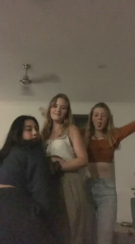 babes college friends clip