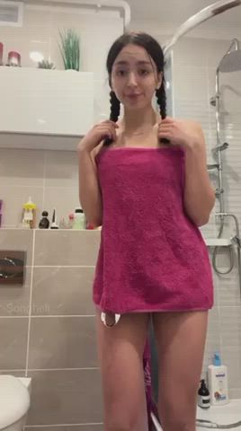 Ass Bathroom Big Nipples Brunette Long Tongue Piercing Shaved Pussy Small Tits Teen