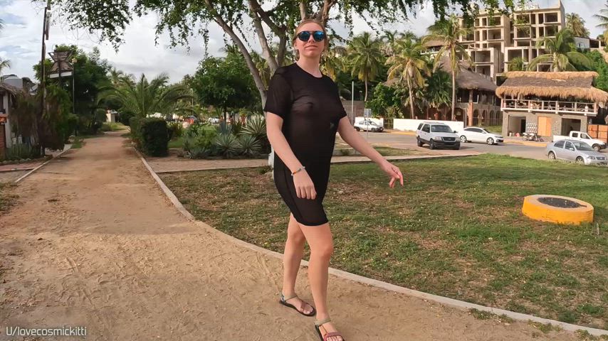 My outfit for a stroll along the beach