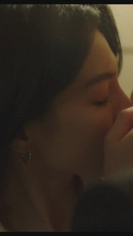 celebrity kissing korean clip