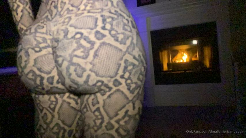 ass ass shaking big ass blonde huge ass jiggle jiggling onlyfans shaking thick clip