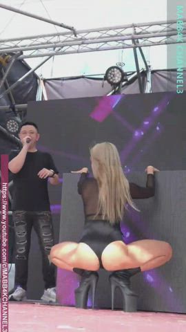 asian dancing festival teasing twerking clip