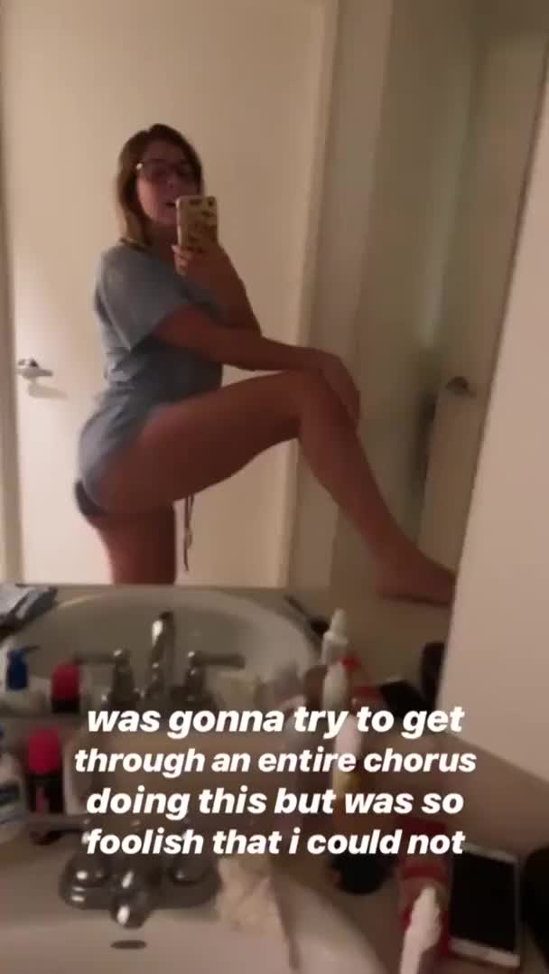 Shaking her ass
