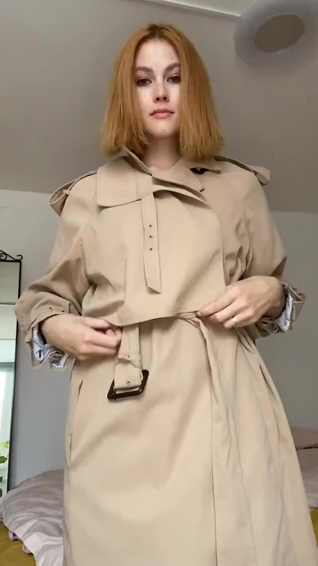 ? Hot Tiktok Sexy Babes Naked Thots +18 +60k - How do you like my autumn outfit