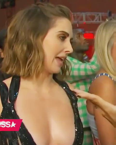 alison brie celebrity cleavage clip