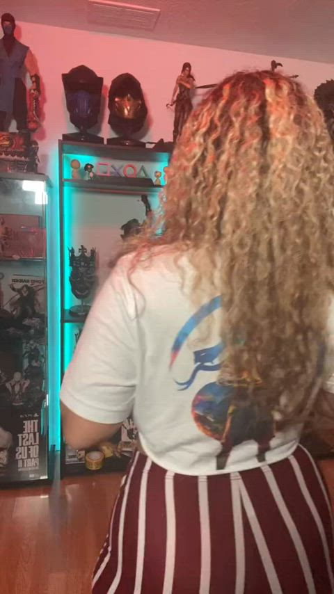 ass big tits booty dancing natural tits tit worship tits twerking r/titsworship clip