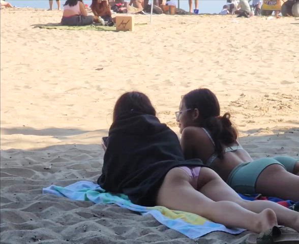 beach bikini candid petite public clip