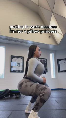 big ass big tits gym clip