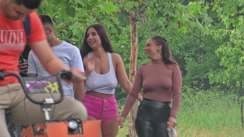 amateur big tits braless erect nipples huge tits natural tits public spy tits clip