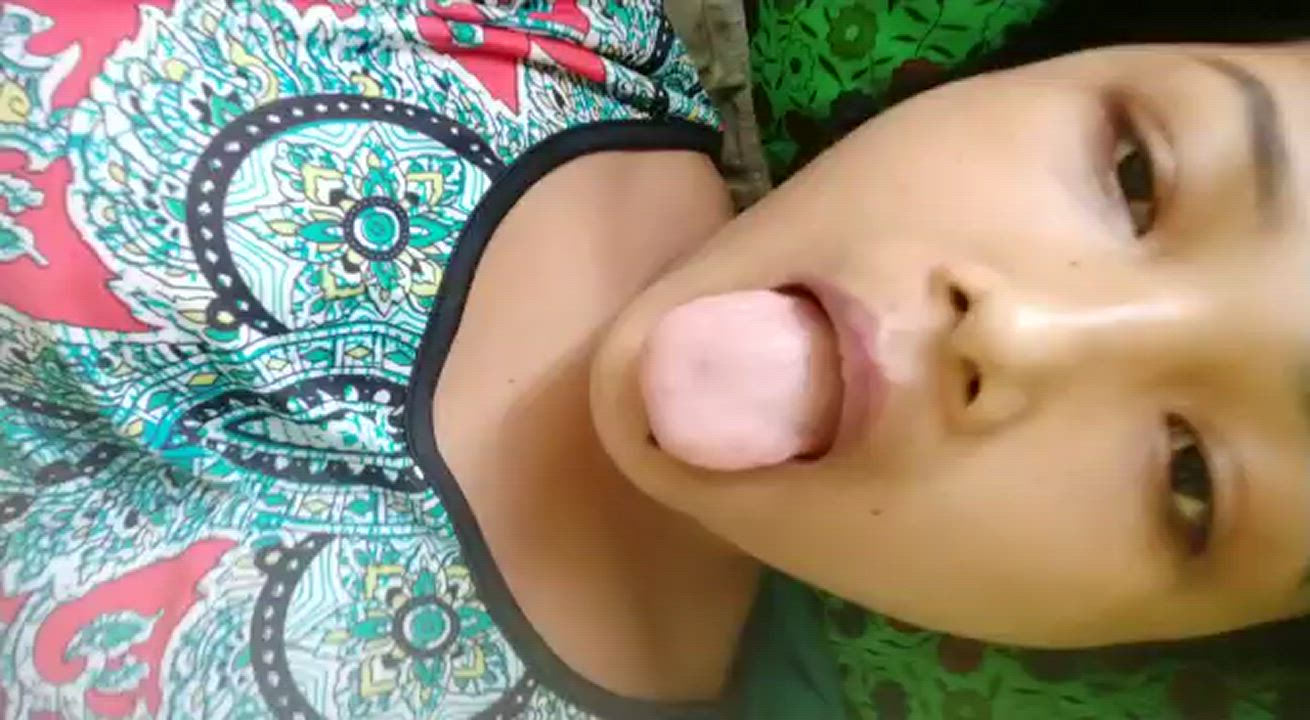 Amateur Desi Fingering clip