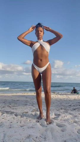 bikini celebrity cleavage gabrielle union legs natural tits small tits clip