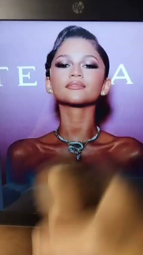 big dick boobs celebrity cum cumshot jerk off masturbating tits tribute zendaya clip