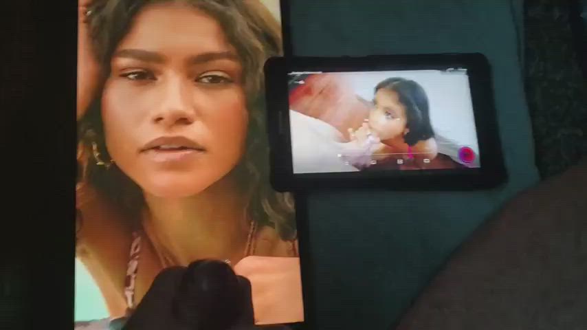 Cumshot Tribute Zendaya clip