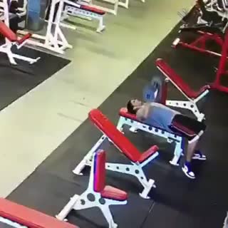 This idiotic guy at the gym