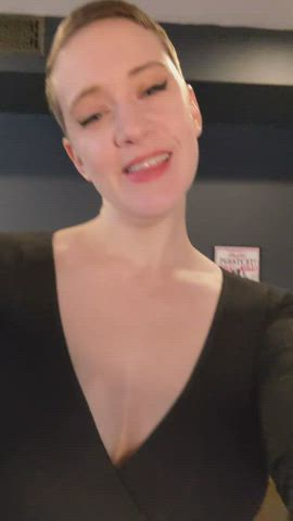 Your Favorite Short-Haired Domme: FEM[DOM] &amp; [FET]ISH [CAM] [SEXT] [AUD]