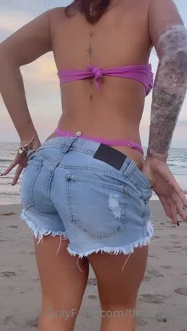 Beach Girlfriend Girls clip