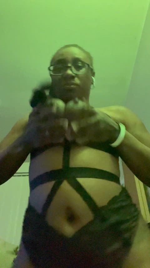 amateur ebony natural tits onlyfans ebony-girls clip