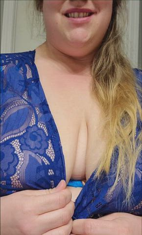 Blue is my color... you agree?