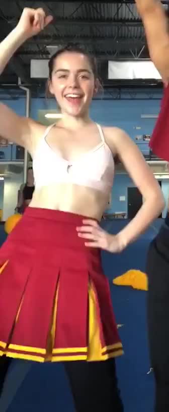 Dancing clip