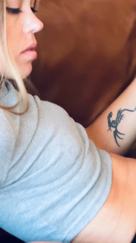 [emmykrist] It's a weird feeling, like I'm either horny or really horny