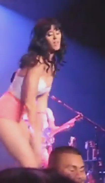 Ass Dancing Katy Perry clip