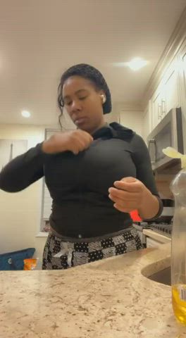 amateur big tits ebony clip