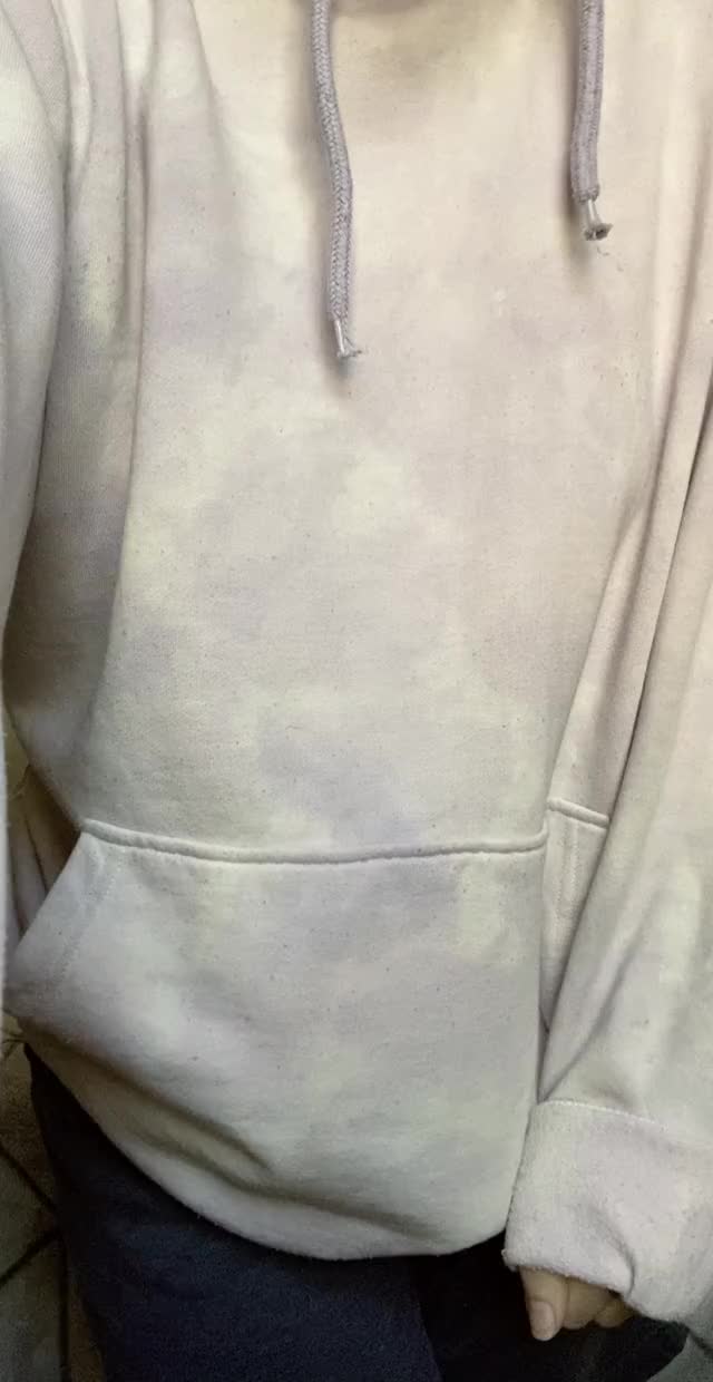 Big Sweatshirt Titty Drop