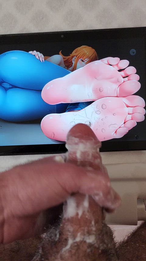 Completely glazed Nami's sexy soles, felt so good emptying my balls for her 😩