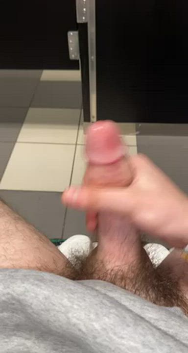 cumshot gay jerk off clip