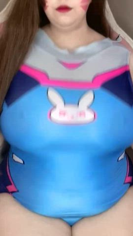 boobs bouncing tits curvy thick cosplay clip