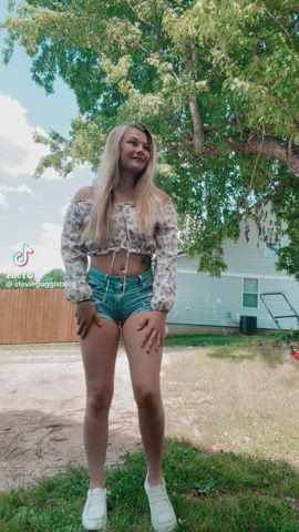 blonde booty shorts clip