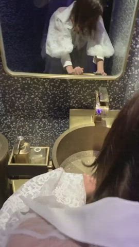 Cheating Chinese Toilet clip