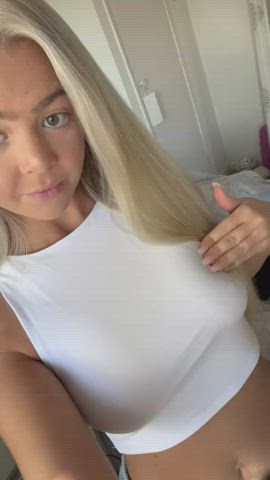 blonde erect nipples nipples see through clothing legal-teens clip