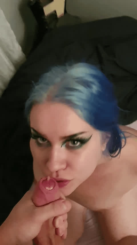 alt blue cumshot facial girlfriend goth homemade swedish blue hair cumslut clip