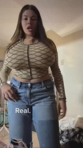 belly button big tits bouncing tits busty huge tits natural tits thick tiktok white