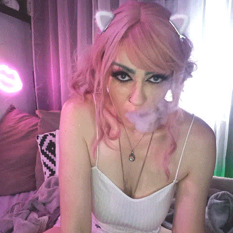 amateur camgirl fansly fetish pov party smoking stripchat clip