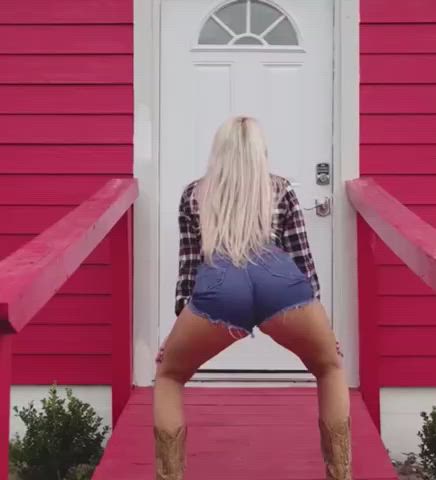 big ass blonde bouncing cute onlyfans twerking white girl wife xvideos clip