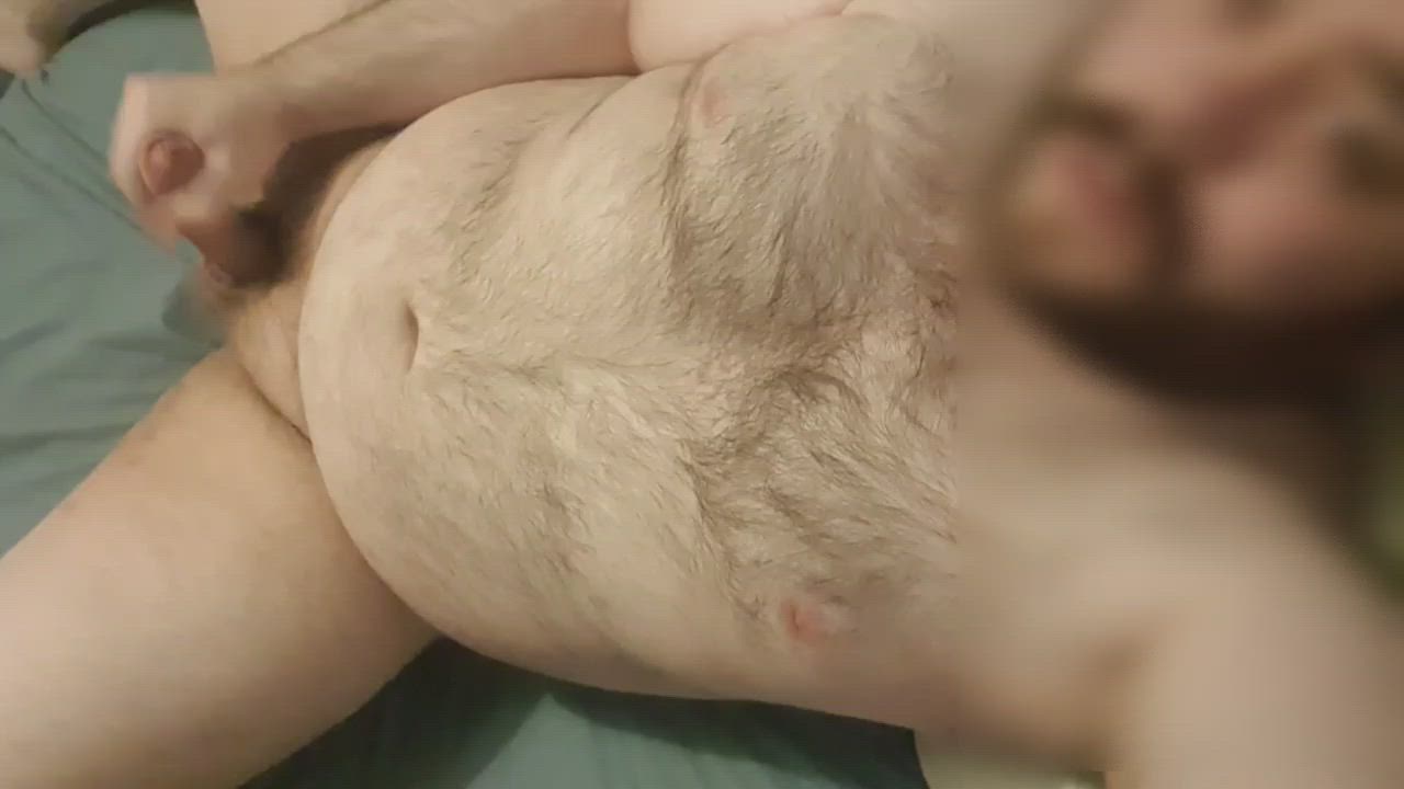 Bear Chubby Cum Gay clip