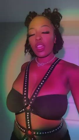 ebony fansly onlyfans tiktok clip