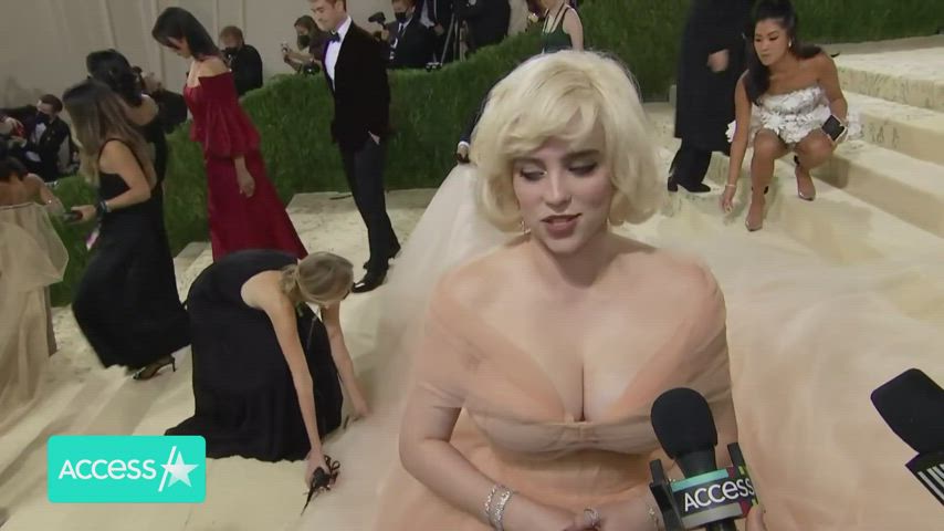 Big Tits Blonde Celebrity clip