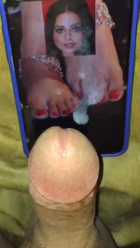 cum on feet cumshot foot fetish indian jerk off sexy toes clip